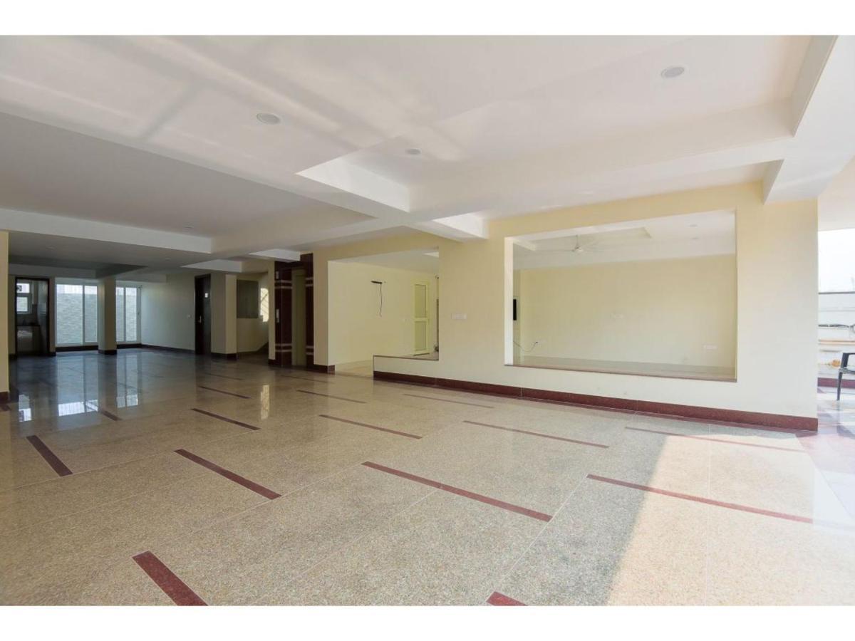 Bluo Studio4 Golf Course Road - Gym, Balcony, Lift Gurgaon Esterno foto